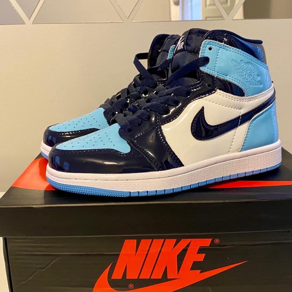 Air Jordan 1 Retro High OG 'Blue Chill'